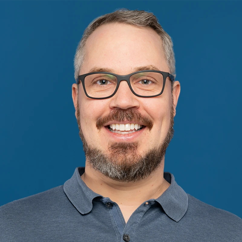 Headshot of Nathaniel Curl